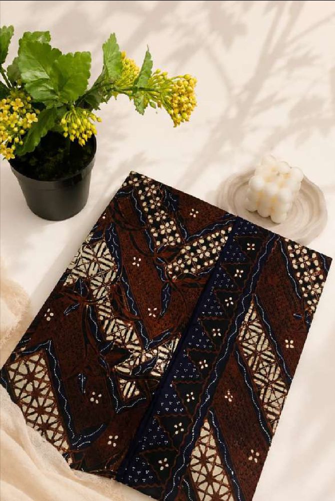 Batik Tulis Tuban Motif Tekuk Dengkul — foto 1